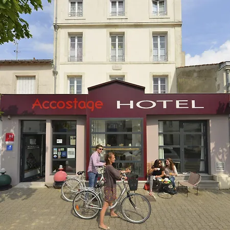 Accostage De La Concurrence Hotel 2*