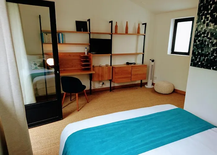 Hotel Accostage De La Concurrence