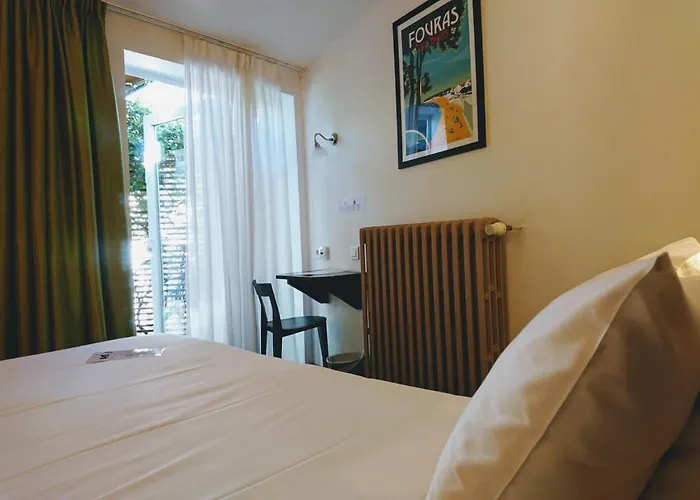 Accostage De La Concurrence 2* La Rochelle (Charente-Maritime)