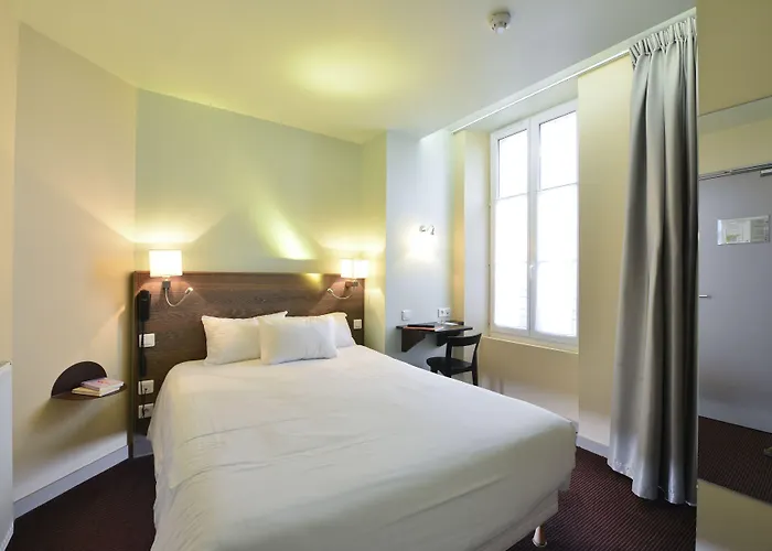 Accostage De La Concurrence 2* La Rochelle (Charente-Maritime)