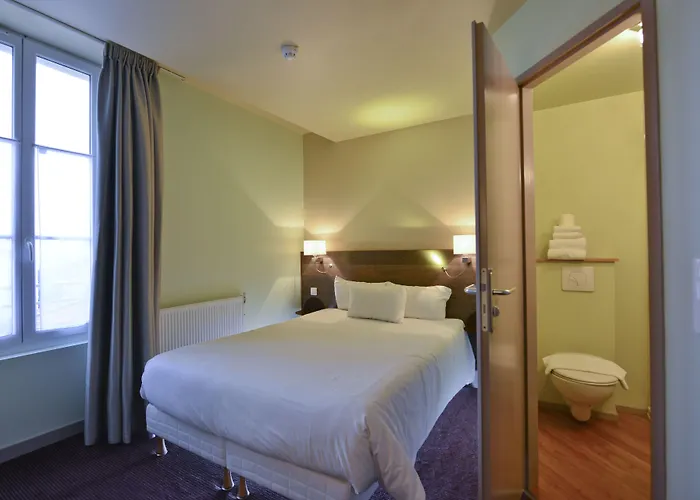 Accostage De La Concurrence Hotel 2*