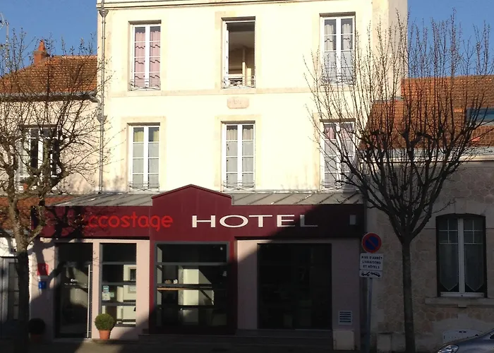 Accostage De La Concurrence 2* La Rochelle (Charente-Maritime)