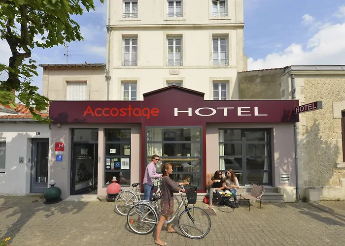 Accostage De La Concurrence Hotel 2*