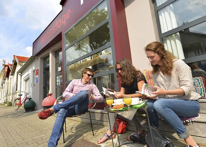 Hotel Accostage De La Concurrence 2*