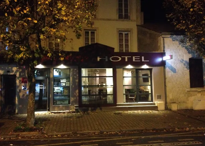 Accostage De La Concurrence Hotel La Rochelle (Charente-Maritime)