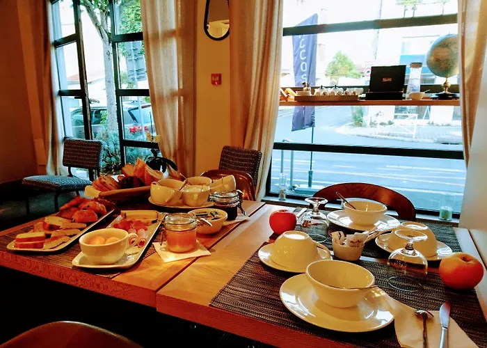 Accostage De La Concurrence Hotel La Rochelle (Charente-Maritime)