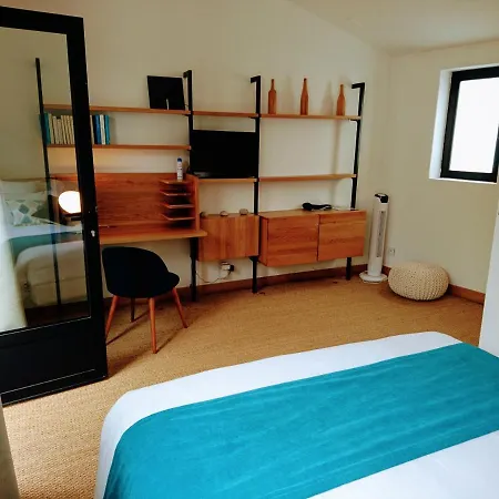 Hotel Accostage De La Concurrence