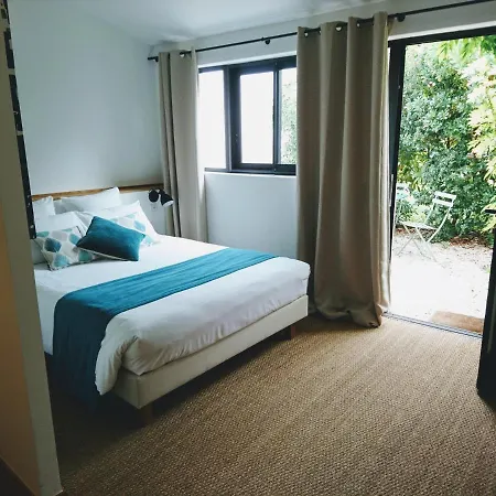 Hotel Accostage De La Concurrence La Rochelle (Charente-Maritime)