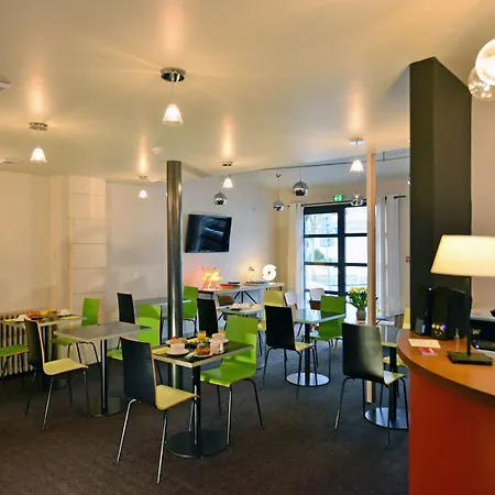 Accostage De La Concurrence 2*