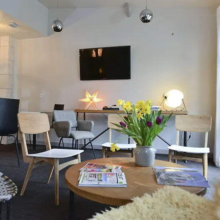 Accostage De La Concurrence