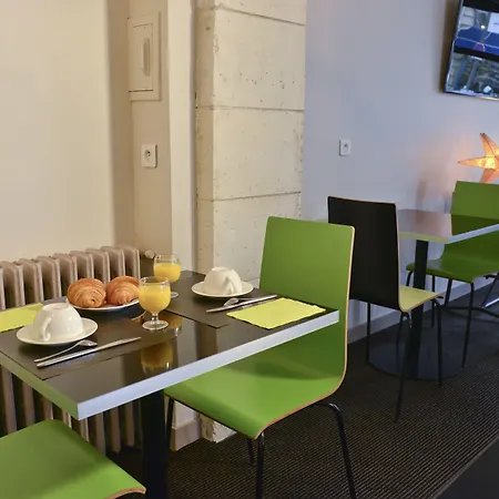 Accostage De La Concurrence 2* La Rochelle (Charente-Maritime)