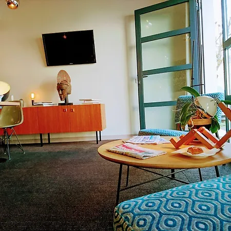 Accostage De La Concurrence 2* La Rochelle (Charente-Maritime)