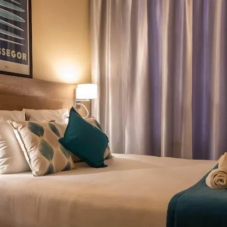 Hotel Accostage De La Concurrence