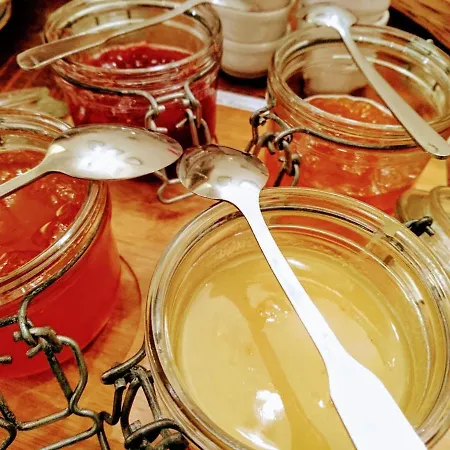 Accostage De La Concurrence